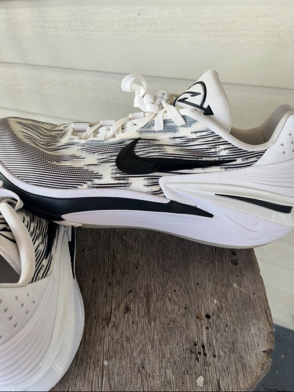 Nike Men’s White and Black Athletic Running Shoes